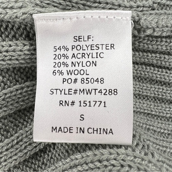 NEW Small Le Lis Green Wool Blend Crop Top Knit Sleeveless Tank Top Scoop Neck - Picture 8 of 10